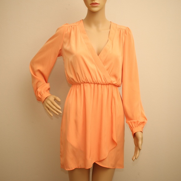 NEW Tobi Pastel Orange Faux Wrap Tunic Dress S - Picture 2 of 8
